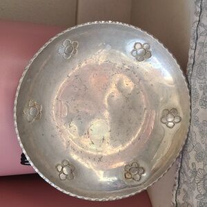 Vintage Buenilum Hand Wrought Aluminum Bowl Tray Painted Silver Keys Jewelry
